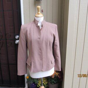 #540  WOMAN'S TAN JACKET BY HARVE BERNARD  (SIZE SMALL)
